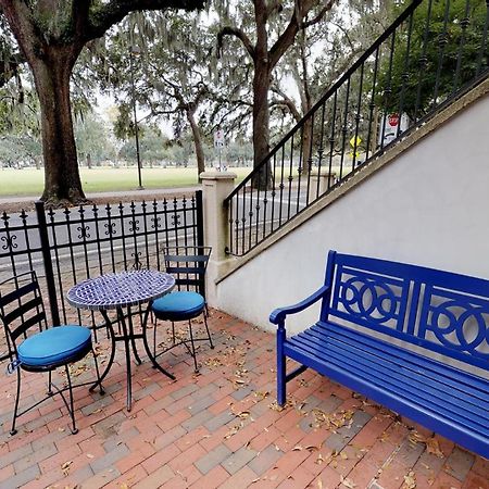 Suite Escape Savannah Exterior photo